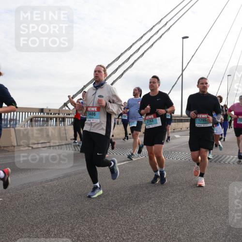 03.10.2024 - Köhlbrandbrückenlauf Matties Gatica Varas http://msf.ph/oto/7204127 03.10.2024 09:31:54 Position 2 2, 2357, 3486, 2163, 1295, 2355 meine-sportfotos.de