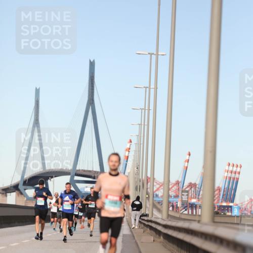 03.10.2024 - Köhlbrandbrückenlauf Fuchs,  Jonas http://msf.ph/oto/7204354 03.10.2024 09:40:55 Position 3 1743 meine-sportfotos.de