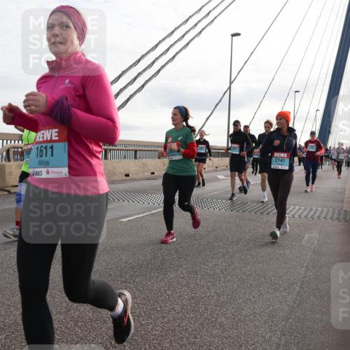 03.10.2024 - Köhlbrandbrückenlauf Matties Gatica Varas http://msf.ph/oto/7204478 03.10.2024 09:32:08 Position 2 1611, 2141 meine-sportfotos.de