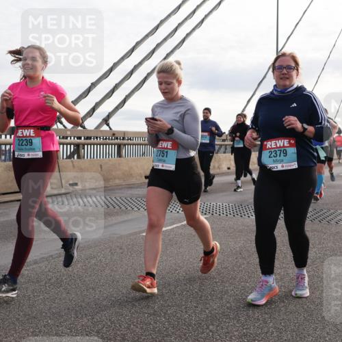 03.10.2024 - Köhlbrandbrückenlauf Matties Gatica Varas http://msf.ph/oto/7204835 03.10.2024 09:32:18 Position 2 2239, 2751, 2514, 2379, 2155 meine-sportfotos.de