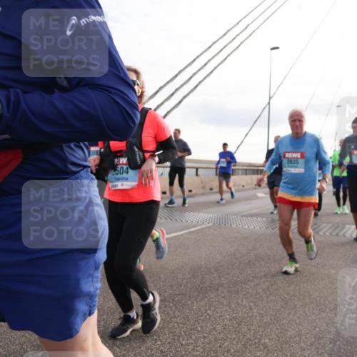 03.10.2024 - Köhlbrandbrückenlauf Matties Gatica Varas http://msf.ph/oto/7204906 03.10.2024 09:32:21 Position 2 504, 2635 meine-sportfotos.de