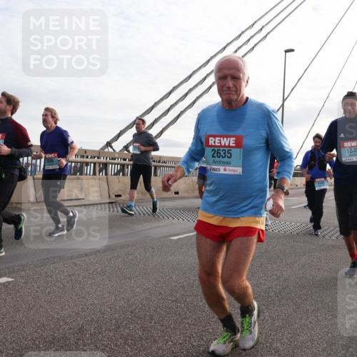 03.10.2024 - Köhlbrandbrückenlauf Matties Gatica Varas http://msf.ph/oto/7204942 03.10.2024 09:32:22 Position 2 2248, 2886, 2635, 1845, 1646 meine-sportfotos.de