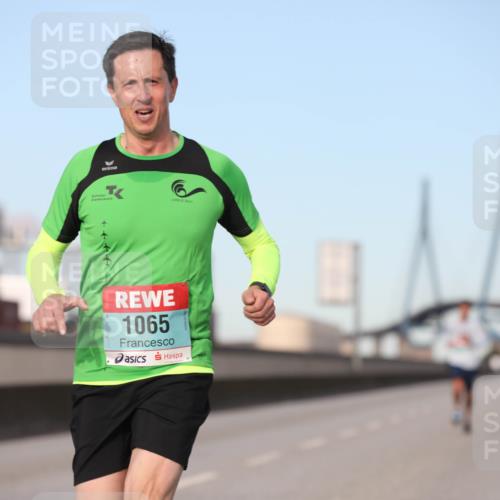 03.10.2024 - Köhlbrandbrückenlauf Fuchs,  Jonas http://msf.ph/oto/7205179 03.10.2024 09:41:22 Position 3 1065 meine-sportfotos.de