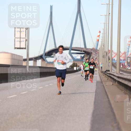 03.10.2024 - Köhlbrandbrückenlauf Fuchs,  Jonas http://msf.ph/oto/7205188 03.10.2024 09:41:23 Position 3 222 meine-sportfotos.de