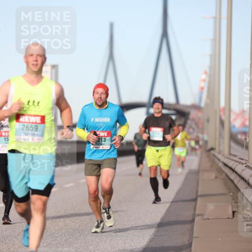 03.10.2024 - Köhlbrandbrückenlauf Fuchs,  Jonas http://msf.ph/oto/7205623 03.10.2024 09:42:38 Position 3 15, 2659, 213, 1114 meine-sportfotos.de