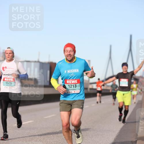 03.10.2024 - Köhlbrandbrückenlauf Fuchs,  Jonas http://msf.ph/oto/7205768 03.10.2024 09:42:41 Position 3 1529, 1213 meine-sportfotos.de