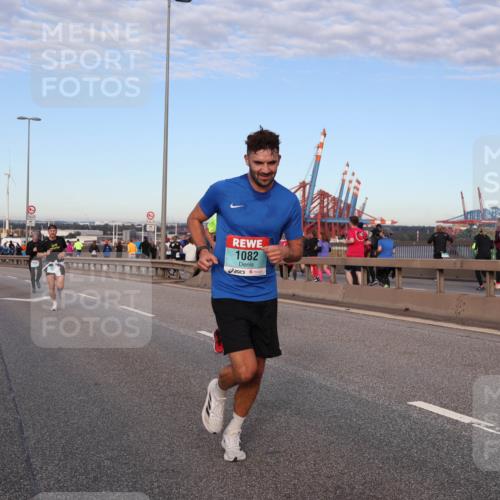 03.10.2024 - Köhlbrandbrückenlauf Matties Gatica Varas http://msf.ph/oto/7205850 03.10.2024 09:32:59 Position 2 1082 meine-sportfotos.de