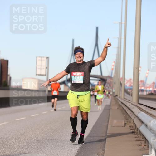 03.10.2024 - Köhlbrandbrückenlauf Fuchs,  Jonas http://msf.ph/oto/7205886 03.10.2024 09:42:42 Position 3 1114 meine-sportfotos.de