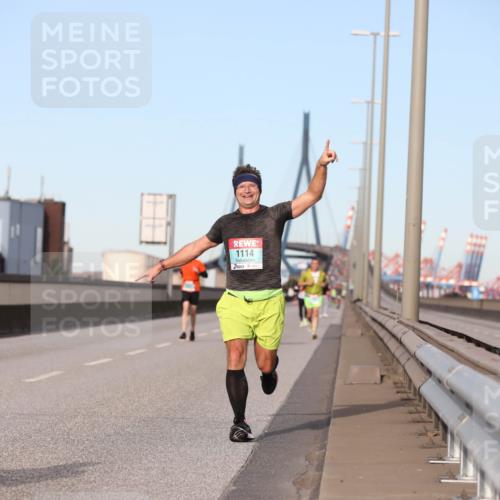 03.10.2024 - Köhlbrandbrückenlauf Fuchs,  Jonas http://msf.ph/oto/7205912 03.10.2024 09:42:43 Position 3 1114 meine-sportfotos.de