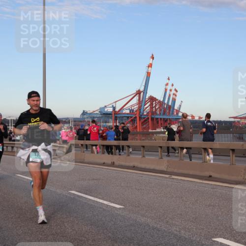 03.10.2024 - Köhlbrandbrückenlauf Matties Gatica Varas http://msf.ph/oto/7205918 03.10.2024 09:33:02 Position 2 004, 13 meine-sportfotos.de