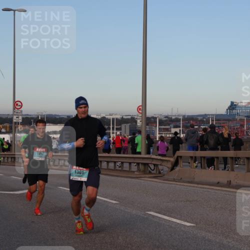 03.10.2024 - Köhlbrandbrückenlauf Matties Gatica Varas http://msf.ph/oto/7206418 03.10.2024 09:33:22 Position 2 1500, 1, 1017, 1301 meine-sportfotos.de