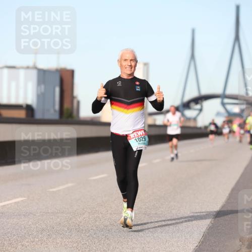 03.10.2024 - Köhlbrandbrückenlauf Fuchs,  Jonas http://msf.ph/oto/7206441 03.10.2024 09:42:58 Position 3 1029 meine-sportfotos.de