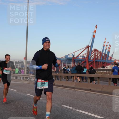 03.10.2024 - Köhlbrandbrückenlauf Matties Gatica Varas http://msf.ph/oto/7206518 03.10.2024 09:33:23 Position 2 1065, 1021, 1017, 1301 meine-sportfotos.de