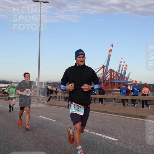 03.10.2024 - Köhlbrandbrückenlauf Matties Gatica Varas http://msf.ph/oto/7206540 03.10.2024 09:33:24 Position 2 017, 1301 meine-sportfotos.de