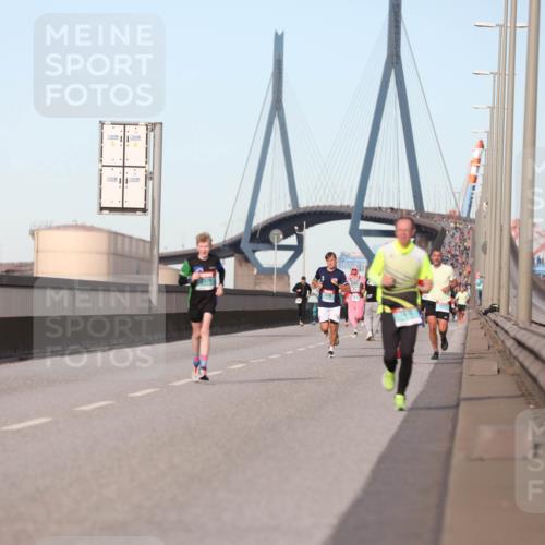 03.10.2024 - Köhlbrandbrückenlauf Fuchs,  Jonas http://msf.ph/oto/7206750 03.10.2024 09:43:09 Position 3  meine-sportfotos.de