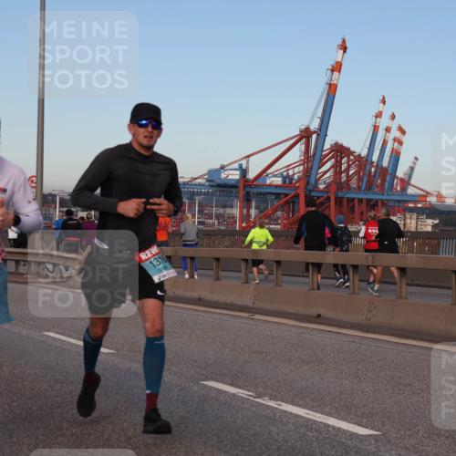 03.10.2024 - Köhlbrandbrückenlauf Matties Gatica Varas http://msf.ph/oto/7207193 03.10.2024 09:33:35 Position 2 1743, 1423, 1316 meine-sportfotos.de