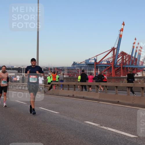 03.10.2024 - Köhlbrandbrückenlauf Matties Gatica Varas http://msf.ph/oto/7207229 03.10.2024 09:33:37 Position 2 1500, 1, 1098, 1743 meine-sportfotos.de