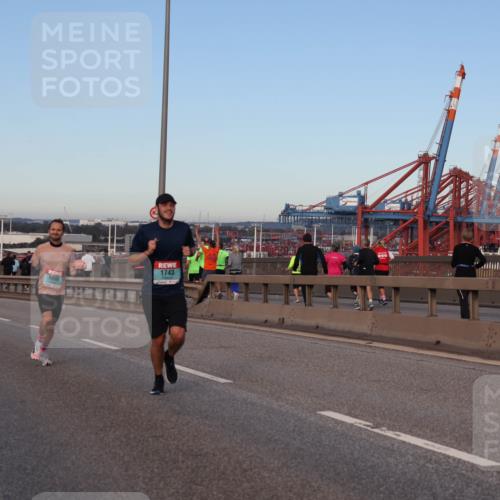 03.10.2024 - Köhlbrandbrückenlauf Matties Gatica Varas http://msf.ph/oto/7207239 03.10.2024 09:33:38 Position 2 1098, 1743 meine-sportfotos.de