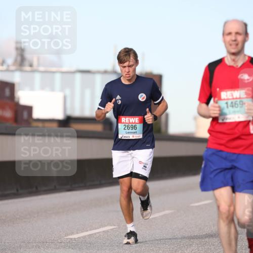 03.10.2024 - Köhlbrandbrückenlauf Fuchs,  Jonas http://msf.ph/oto/7207286 03.10.2024 09:43:24 Position 3 2696, 1469 meine-sportfotos.de