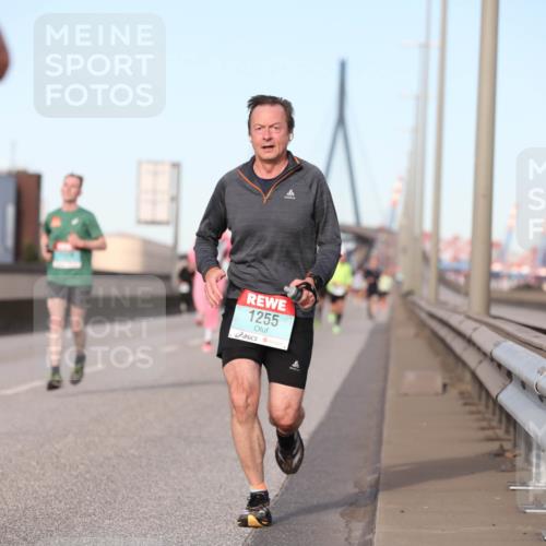 03.10.2024 - Köhlbrandbrückenlauf Fuchs,  Jonas http://msf.ph/oto/7207372 03.10.2024 09:43:28 Position 3 1255 meine-sportfotos.de