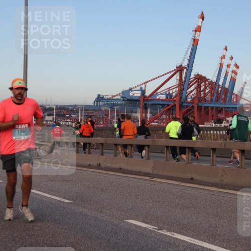 03.10.2024 - Köhlbrandbrückenlauf Matties Gatica Varas http://msf.ph/oto/7207417 03.10.2024 09:33:52 Position 2 1361 meine-sportfotos.de