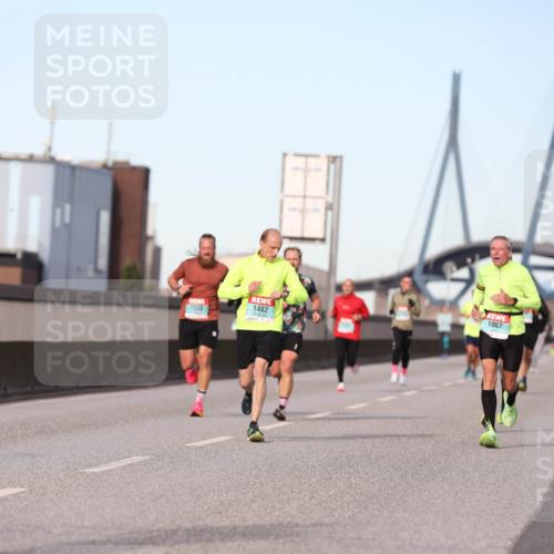 03.10.2024 - Köhlbrandbrückenlauf Fuchs,  Jonas http://msf.ph/oto/7207825 03.10.2024 09:43:35 Position 3 1067, 1482, 1533 meine-sportfotos.de