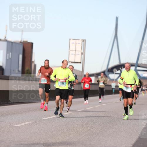 03.10.2024 - Köhlbrandbrückenlauf Fuchs,  Jonas http://msf.ph/oto/7207845 03.10.2024 09:43:35 Position 3 1533, 1482, 1067 meine-sportfotos.de