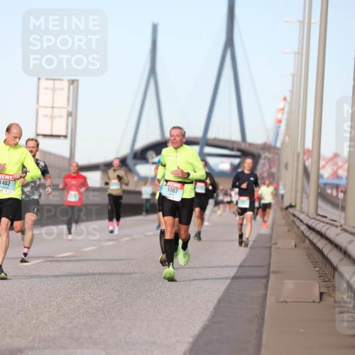 03.10.2024 - Köhlbrandbrückenlauf Fuchs,  Jonas http://msf.ph/oto/7207868 03.10.2024 09:43:36 Position 3 1533, 1482, 1067 meine-sportfotos.de