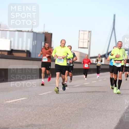 03.10.2024 - Köhlbrandbrückenlauf Fuchs,  Jonas http://msf.ph/oto/7207955 03.10.2024 09:43:37 Position 3 1067, 1533, 1482 meine-sportfotos.de