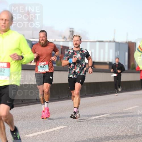 03.10.2024 - Köhlbrandbrückenlauf Fuchs,  Jonas http://msf.ph/oto/7208085 03.10.2024 09:43:41 Position 3 1482, 1533, 1067 meine-sportfotos.de