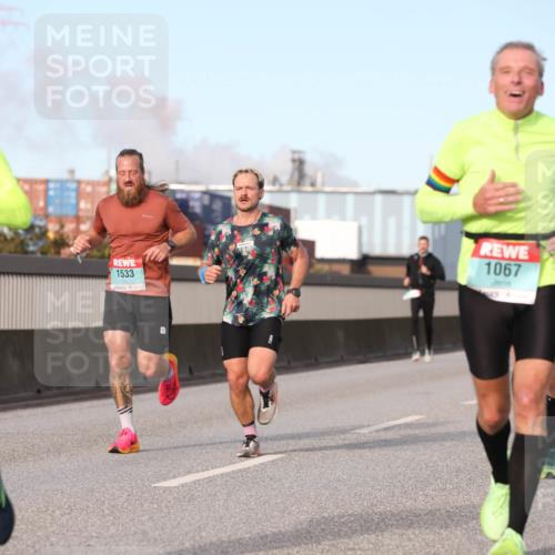 03.10.2024 - Köhlbrandbrückenlauf Fuchs,  Jonas http://msf.ph/oto/7208136 03.10.2024 09:43:42 Position 3 1482, 1533, 1067 meine-sportfotos.de