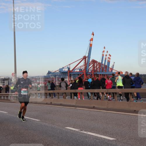 03.10.2024 - Köhlbrandbrückenlauf Matties Gatica Varas http://msf.ph/oto/7208137 03.10.2024 09:34:09 Position 2 1163, 1131, 1680 meine-sportfotos.de