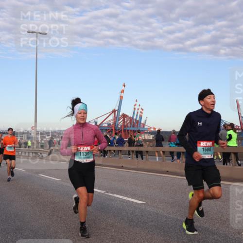 03.10.2024 - Köhlbrandbrückenlauf Matties Gatica Varas http://msf.ph/oto/7208202 03.10.2024 09:34:11 Position 2 1163, 1, 1131, 1680 meine-sportfotos.de