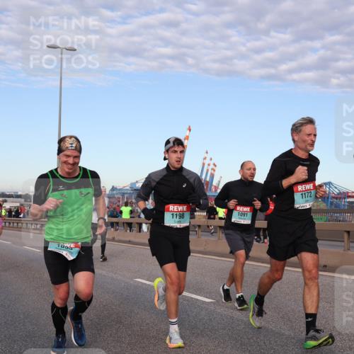 03.10.2024 - Köhlbrandbrückenlauf Matties Gatica Varas http://msf.ph/oto/7208358 03.10.2024 09:34:17 Position 2 1260, 1172, 1198, 1091 meine-sportfotos.de