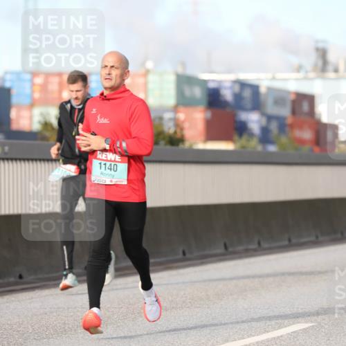 03.10.2024 - Köhlbrandbrückenlauf Fuchs,  Jonas http://msf.ph/oto/7208371 03.10.2024 09:43:48 Position 3 1140, 1016 meine-sportfotos.de
