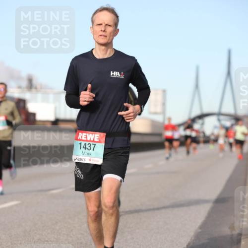 03.10.2024 - Köhlbrandbrückenlauf Fuchs,  Jonas http://msf.ph/oto/7208440 03.10.2024 09:43:50 Position 3 1437 meine-sportfotos.de