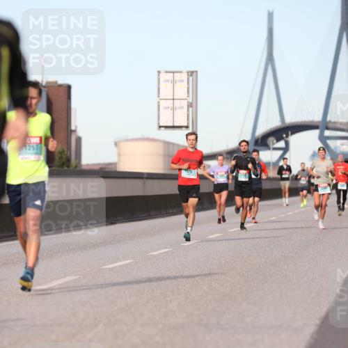 03.10.2024 - Köhlbrandbrückenlauf Fuchs,  Jonas http://msf.ph/oto/7208466 03.10.2024 09:43:51 Position 3 1257, 1075, 1443, 1763, 2293 meine-sportfotos.de