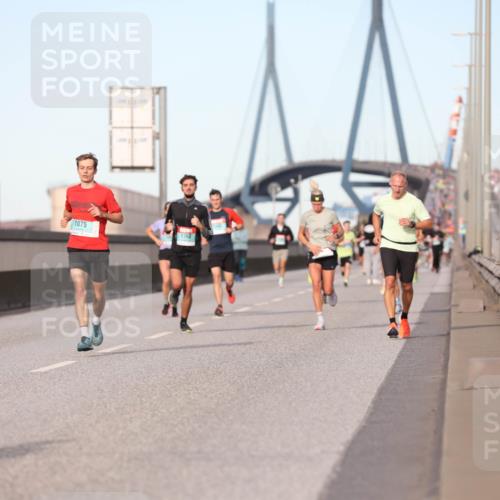 03.10.2024 - Köhlbrandbrückenlauf Fuchs,  Jonas http://msf.ph/oto/7208516 03.10.2024 09:43:53 Position 3 1075 meine-sportfotos.de