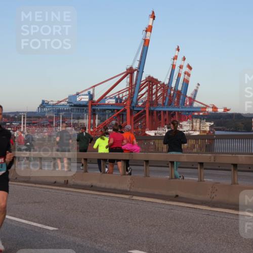 03.10.2024 - Köhlbrandbrückenlauf Matties Gatica Varas http://msf.ph/oto/7208568 03.10.2024 09:34:31 Position 2 500, 1310 meine-sportfotos.de