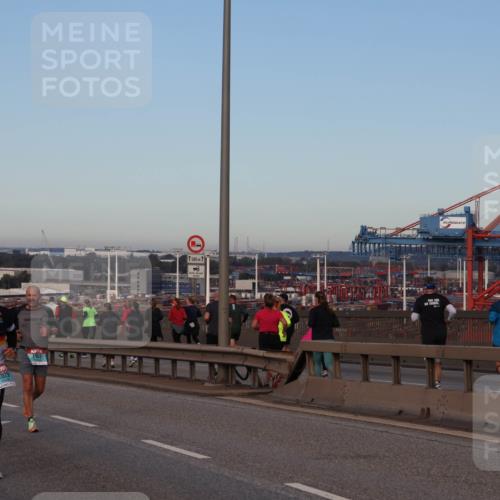 03.10.2024 - Köhlbrandbrückenlauf Matties Gatica Varas http://msf.ph/oto/7208612 03.10.2024 09:34:35 Position 2 1307, 1500, 1029, 1162, 500 meine-sportfotos.de