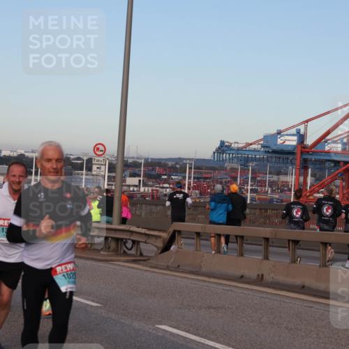 03.10.2024 - Köhlbrandbrückenlauf Matties Gatica Varas http://msf.ph/oto/7208644 03.10.2024 09:34:38 Position 2 1307, 13, 139, 102, 500, 1 meine-sportfotos.de