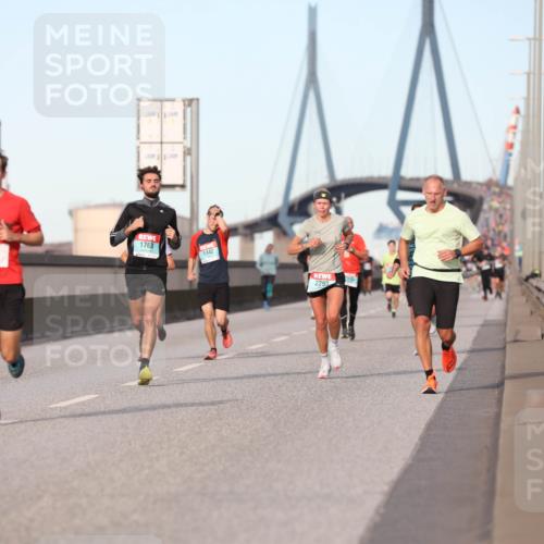 03.10.2024 - Köhlbrandbrückenlauf Fuchs,  Jonas http://msf.ph/oto/7208661 03.10.2024 09:43:55 Position 3 1075, 1763, 1442, 2293 meine-sportfotos.de