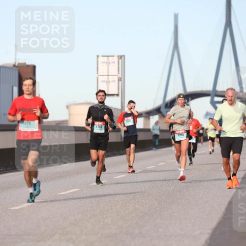 03.10.2024 - Köhlbrandbrückenlauf Fuchs,  Jonas http://msf.ph/oto/7208696 03.10.2024 09:43:55 Position 3 075, 1442, 1763, 2293 meine-sportfotos.de