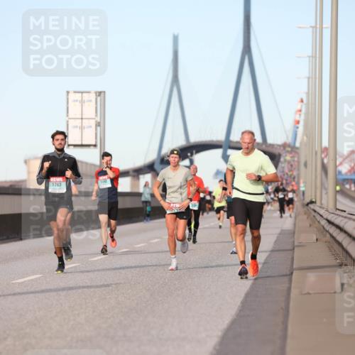 03.10.2024 - Köhlbrandbrückenlauf Fuchs,  Jonas http://msf.ph/oto/7208725 03.10.2024 09:43:56 Position 3 1075, 1442, 1763, 293 meine-sportfotos.de