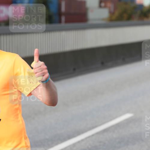 03.10.2024 - Köhlbrandbrückenlauf Fuchs,  Jonas http://msf.ph/oto/7208924 03.10.2024 09:44:15 Position 3  meine-sportfotos.de