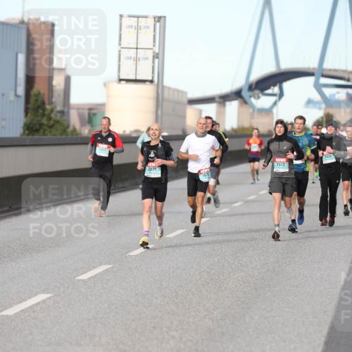 03.10.2024 - Köhlbrandbrückenlauf Fuchs,  Jonas http://msf.ph/oto/7208941 03.10.2024 09:44:16 Position 3 1461, 1572, 2875, 163, 1435 meine-sportfotos.de