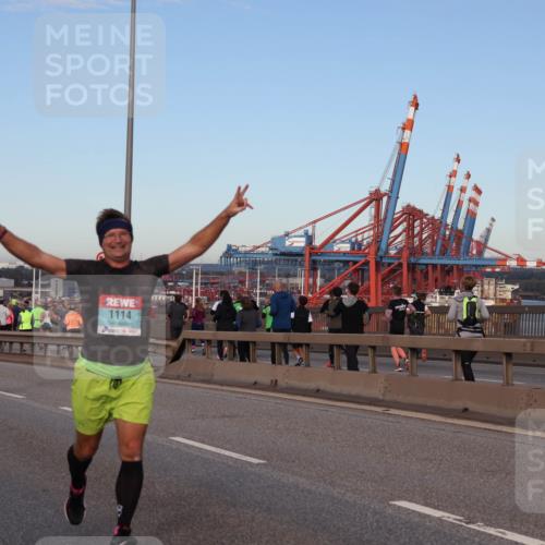 03.10.2024 - Köhlbrandbrückenlauf Matties Gatica Varas http://msf.ph/oto/7209012 03.10.2024 09:34:52 Position 2 1114 meine-sportfotos.de