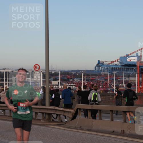 03.10.2024 - Köhlbrandbrückenlauf Matties Gatica Varas http://msf.ph/oto/7209095 03.10.2024 09:34:56 Position 2 2696, 132, 500 meine-sportfotos.de