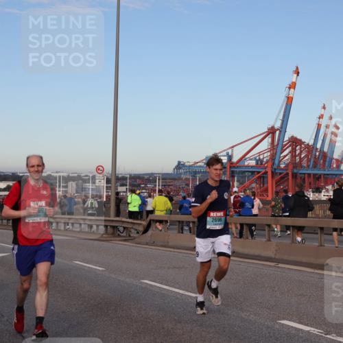 03.10.2024 - Köhlbrandbrückenlauf Matties Gatica Varas http://msf.ph/oto/7209207 03.10.2024 09:35:00 Position 2 500, 1016, 69, 2696 meine-sportfotos.de