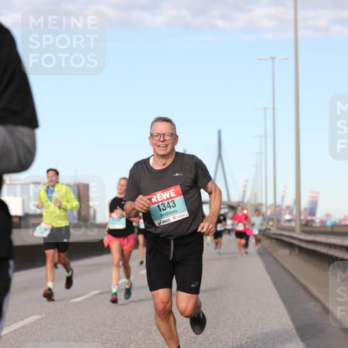 03.10.2024 - Köhlbrandbrückenlauf Fuchs,  Jonas http://msf.ph/oto/7209374 03.10.2024 09:44:28 Position 3 435, 1343 meine-sportfotos.de